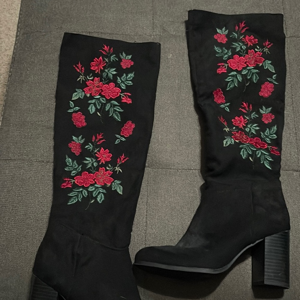Lily Edelman boots
